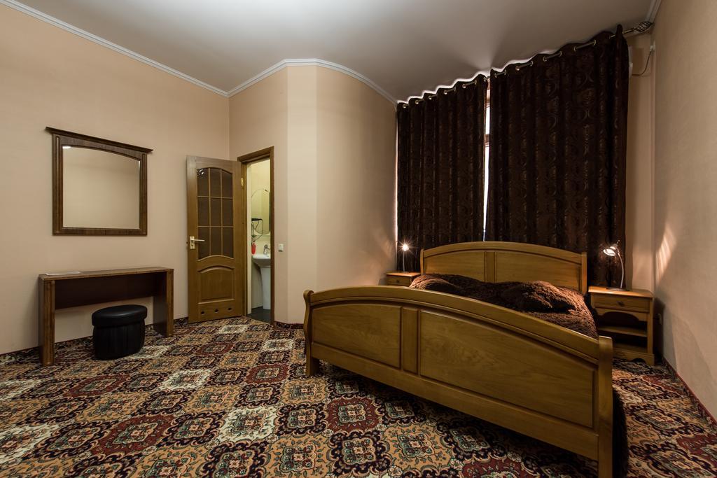 Premium Hotel Tjernivtsi Værelse billede